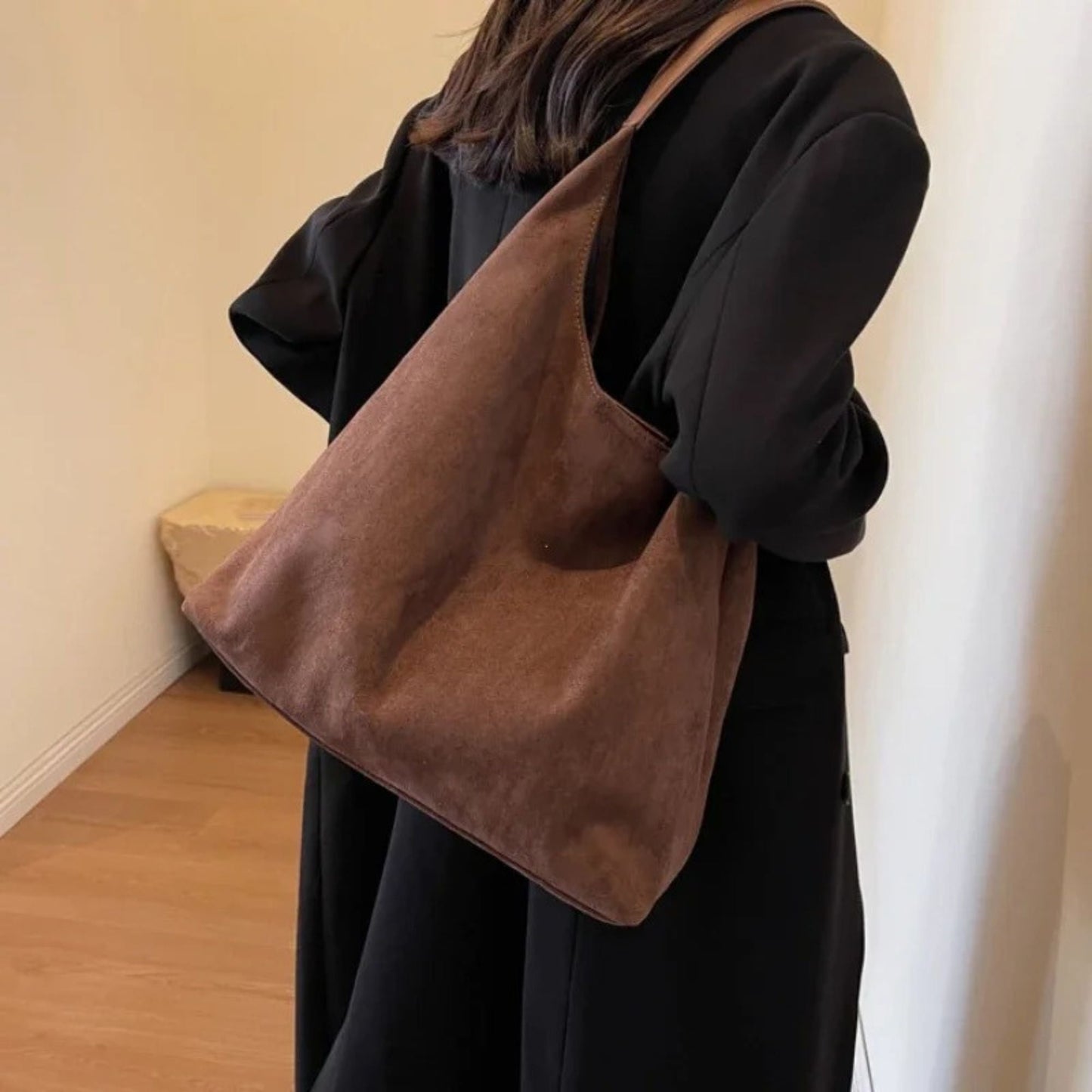 Scarlett Daily Leather Tote