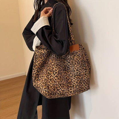 Daily Leo Tote Tasche